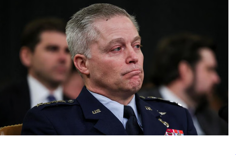 Donald Trump Bikin Heboh, Pecat Kepala NSA dan Komando Siber AS